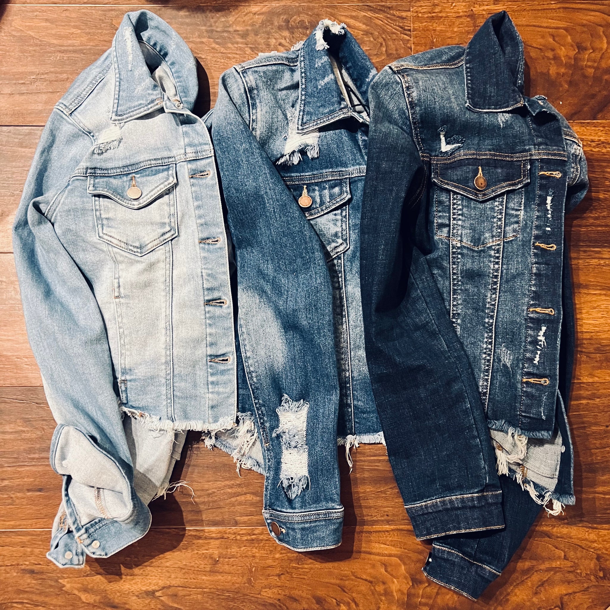 Amazon.com: LONGYIDA Denim Jackets for Women Button Down Cropped Frayed Jean  Jacket Long Sleeve Distressed Ripped Denim Jacket Coat(Light Blue,S) :  Clothing, Shoes & Jewelry
